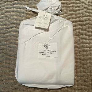 Restoration Hardware Queen Duvet Cover Made in Italy